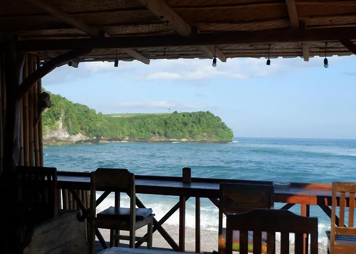 ゲストハウス Santai Warung Bali ジンバラン