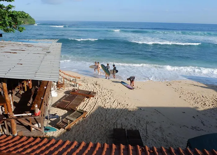 Santai Warung Bali * ジンバラン