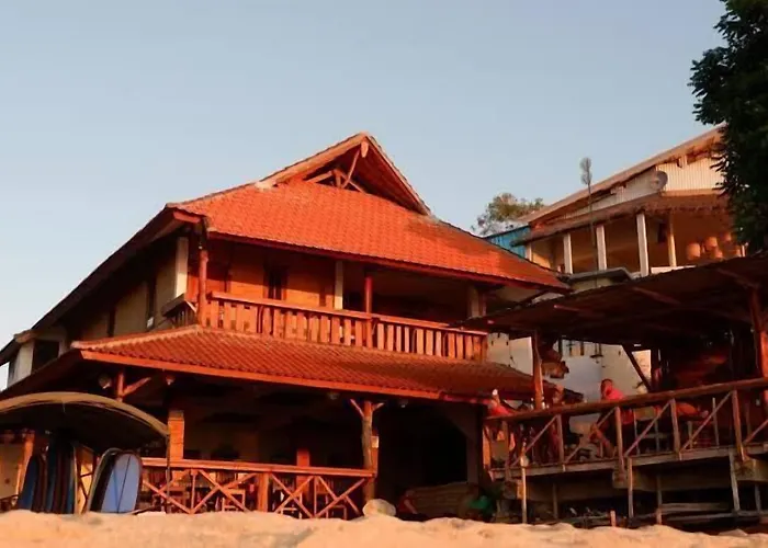 ゲストハウス Santai Warung Bali