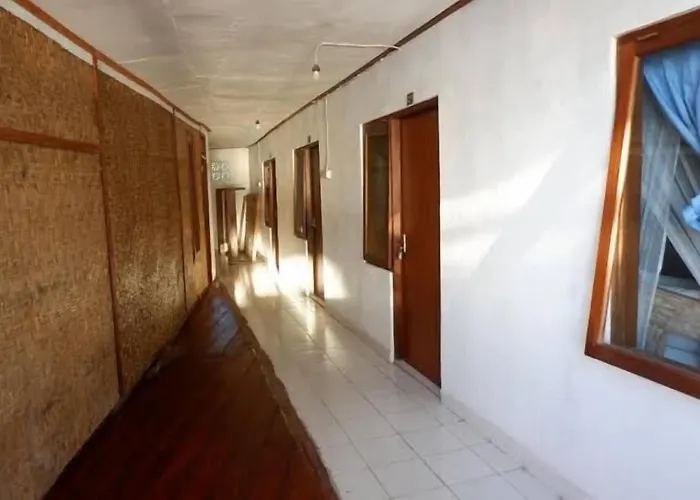 ゲストハウス Santai Warung Bali